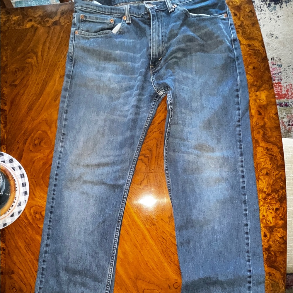 Men’s Levi jeans